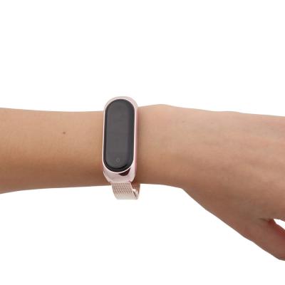 Ремінець до фітнес браслета BeCover Metal для Xiaomi Mi Smart Band 5 Rose Gold (705149) - фото 4 Ремінець до фітнес браслета BeCover Metal для Xiaomi Mi Smart Band 5 Rose Gold (705149) - фото 4