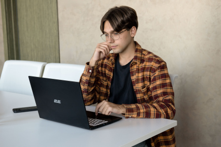 2E Ноутбук Imaginary 15.6" FHD IPS AG, Intel i5-1235U, 16GB, F512GB, UMA, Win11, Чорний - фото 11