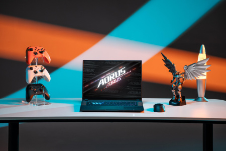 Gigabyte Ноутбук AORUS 16X 16.0 QHD 165Hz, Intel i7-13650HX, 16GB, F1TB, NVD4070-8, W11, чорний - фото 2