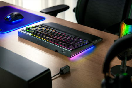 Клавіатура механічна Razer BlackWidow V4 Pro 75%, 81key, Mechanical Switches Gen-3, USB-A/WL/BT, EN, RGB, чорний - фото 2