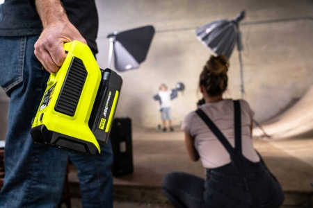 Інвертор напруги акумуляторний Ryobi Max Power RY36BI300A-0 36В 300/500Вт розетка 1х220В роз'єм 1хUSB 1хType-C 0.85кг без АКБ та ЗП - фото 7 Інвертор напруги акумуляторний Ryobi Max Power RY36BI300A-0 36В 300/500Вт розетка 1х220В роз'єм 1хUSB 1хType-C 0.85кг без АКБ та ЗП - фото 7