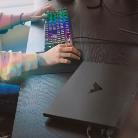 HP Ноутбук Victus 15-fb2006ua 15.6" FHD IPS AG, AMD R5-8645HS, 16GB, F512GB, NVD4050-6, DOS, чорний - фото 2