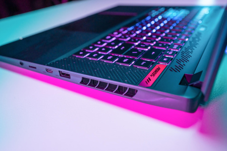 Gigabyte Ноутбук AORUS 16X 16.0 QHD 165Hz, Intel i7-13650HX, 16GB, F1TB, NVD4070-8, W11, чорний - фото 19