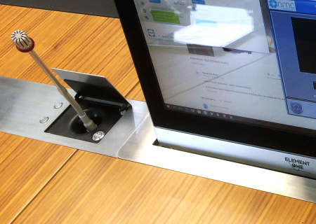 Element One Монітор Моторизований CONVERS 173 BLADE 4K tilt 17,3" - фото 2